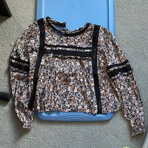 Maybe Worn Twice American Eagle Outfitters Black Floral Blouse